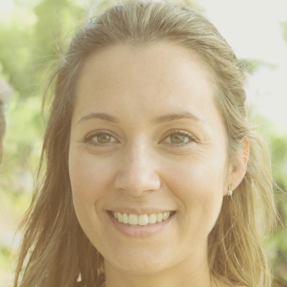 Especialista SEO Elena Vega